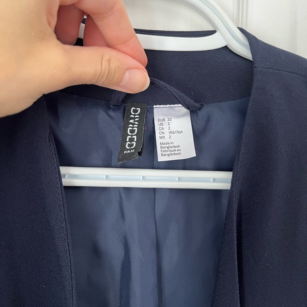H&M DIVIDED Blazer (Size 2) - Picture 4 of 8